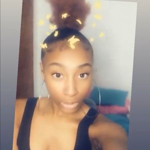 Meet your Posher, Nyla